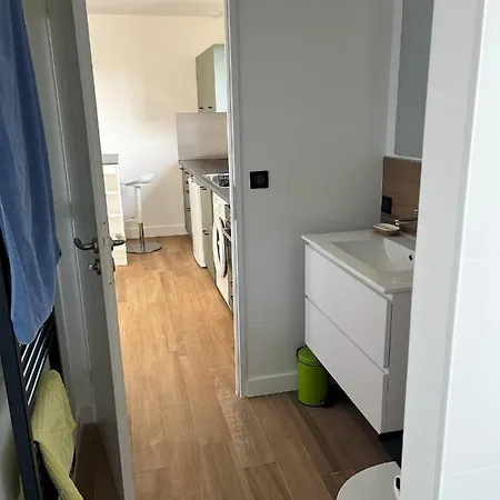 Capeyron Et Grand-louis Apartment *