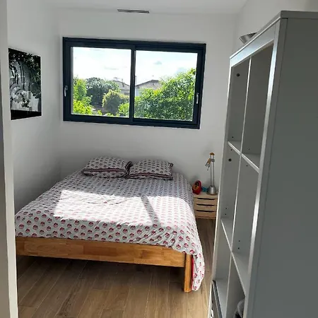 Apartment Capeyron Et Grand-louis